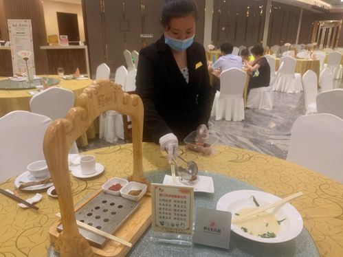 廈門萬家餐飲服務(wù)單位勁吹文明風(fēng) 合理消費與剩菜打包成新時尚